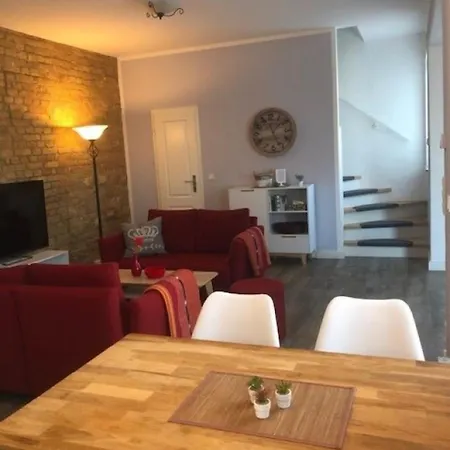 Trafohaus * Fredersdorf-Vogelsdorf